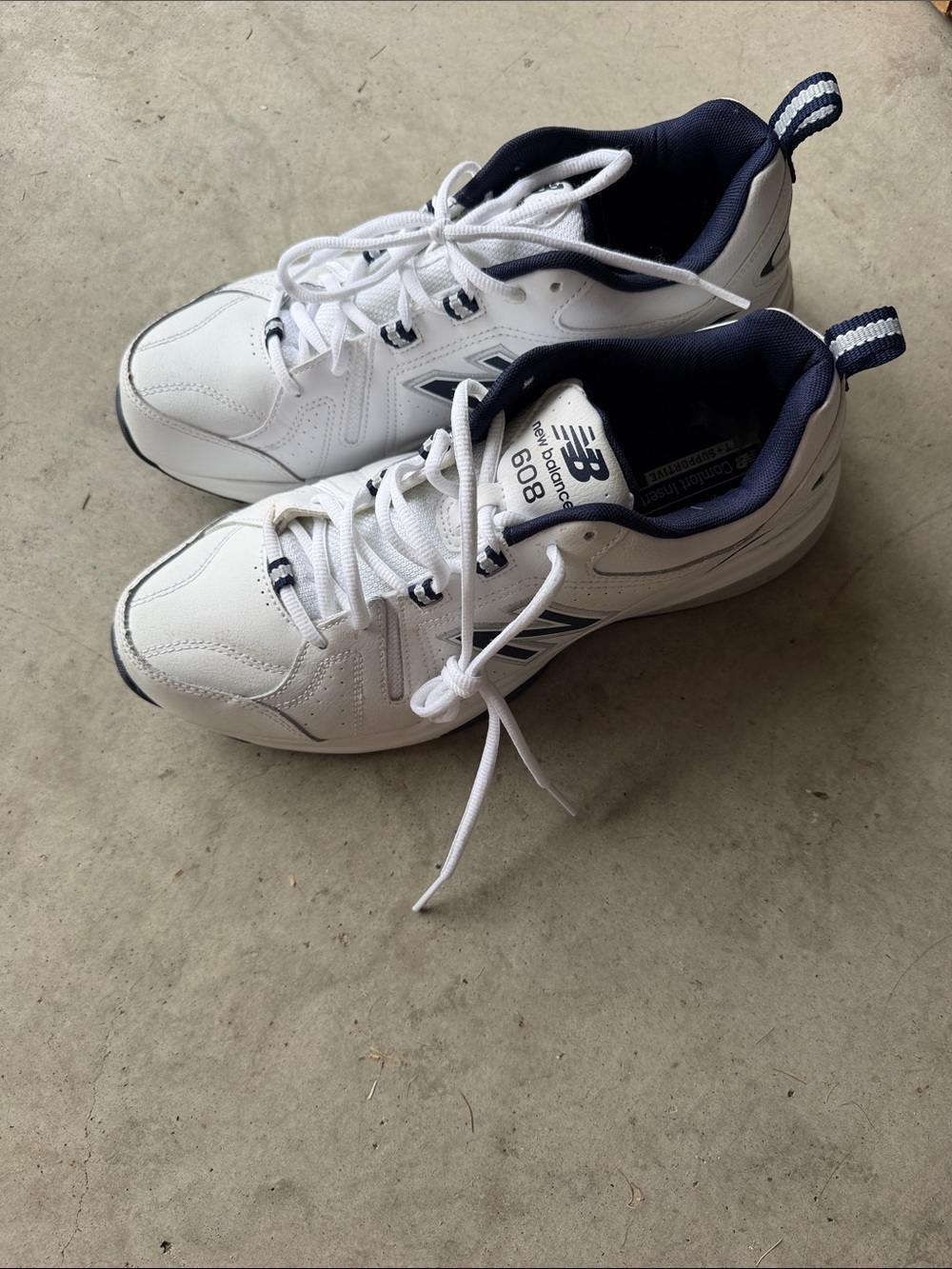 Men’s New Balance 608, size 10